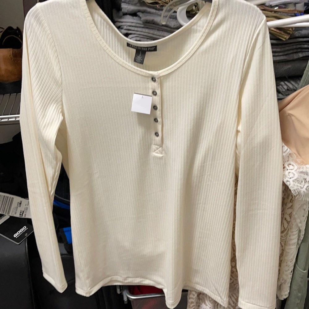 Pea in the Pod Maternity top